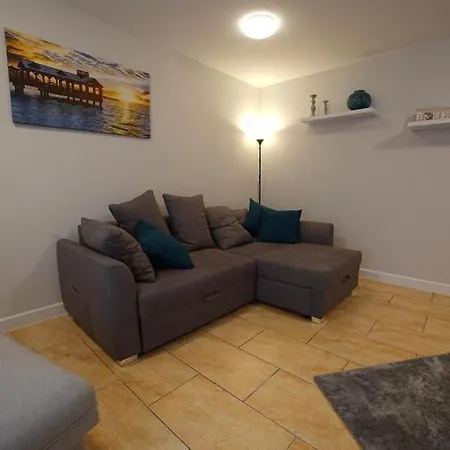 Buergerstrasse Apartment *